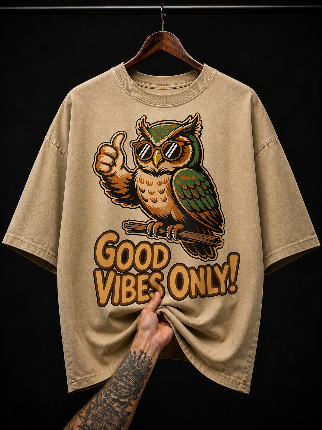Good Vibes Only Cool Owl graphic T-shirt