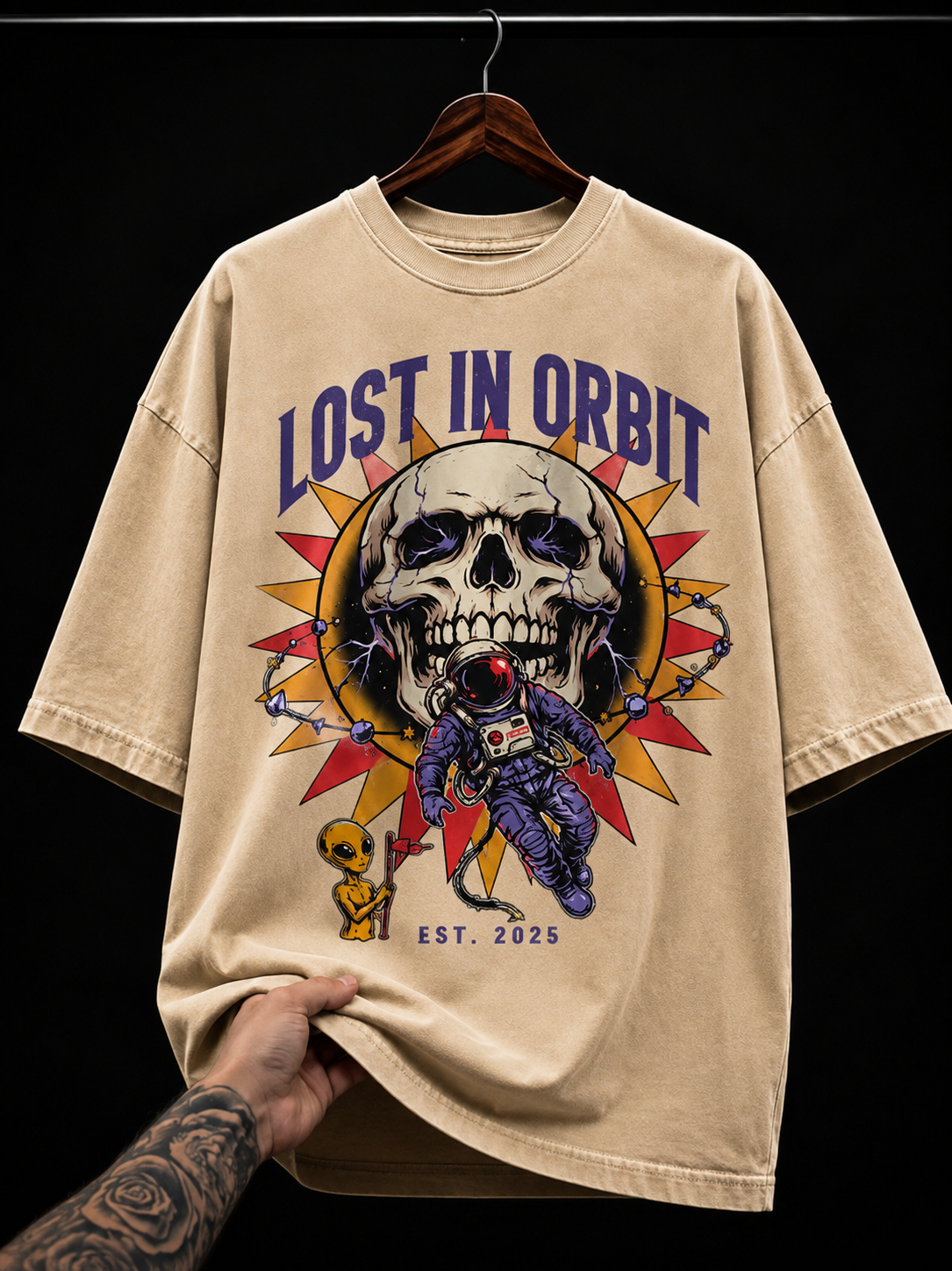 Lost In Orbit Skull Astronaut graphic T-shirt